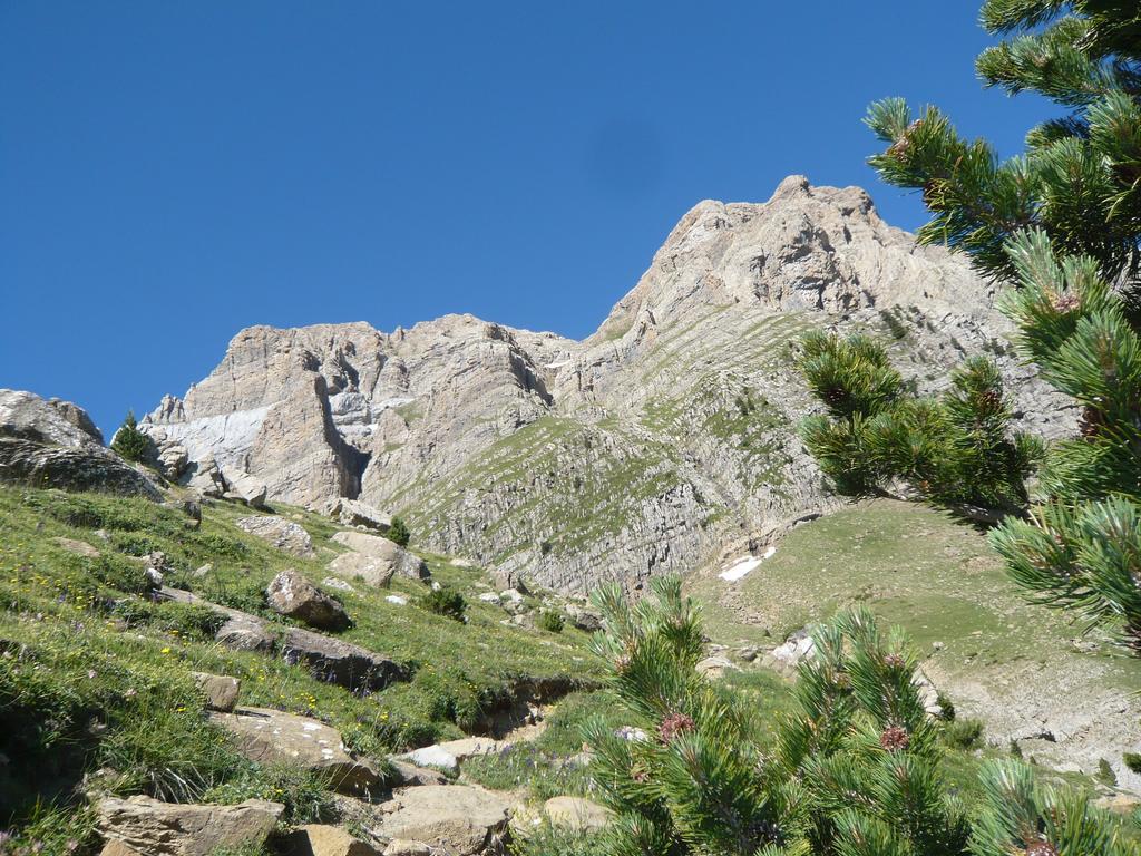 מלון טרמקסטייה דה טנה Abadia Del Pirineo מראה חיצוני תמונה